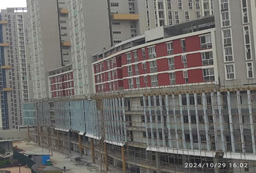 Utopia Paradise : Glazing works in progress - Status as of October 2024